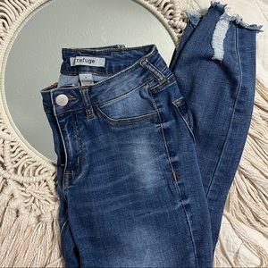 REFUGE Distressed Skinny Jeans